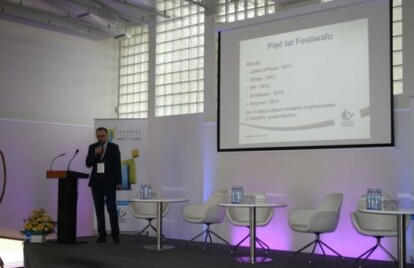 Prezentacje V Festiwalu